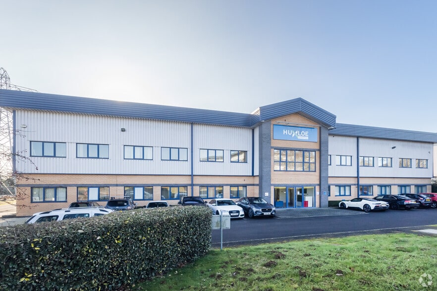 Henson Way, Kettering for lease - Building Photo - Image 3 of 9