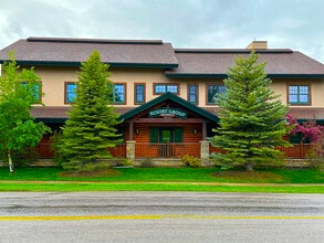 2130 Resort Dr, Steamboat Springs, CO for lease Building Photo- Image 2 of 9