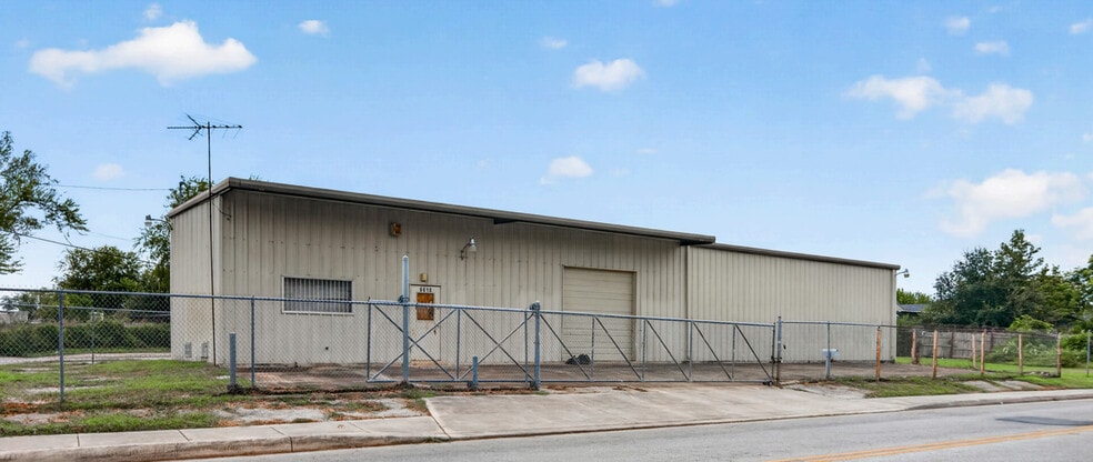 6618 Westfield Dr, San Antonio, TX for sale - Primary Photo - Image 2 of 9