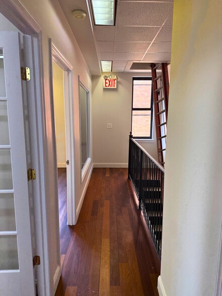 1882 Park Ave, New York, NY for lease - Interior Photo - Image 3 of 8