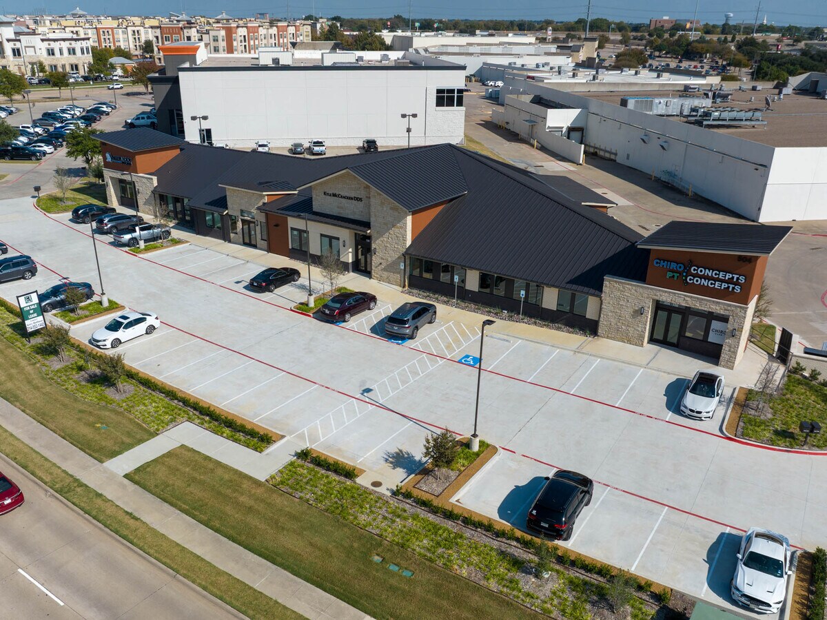 504 Watters Rd, Allen, TX 75013 - Unité 100 -  - Photo intérieure - Image 2 of 3