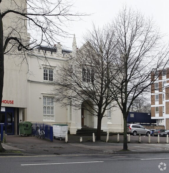 Oriel Rd, Cheltenham for lease - Building Photo - Image 2 of 2