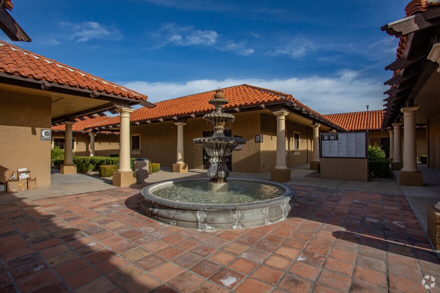 5620 W Thunderbird Rd, Glendale, AZ à vendre - Photo du bâtiment - Image 3 de 4