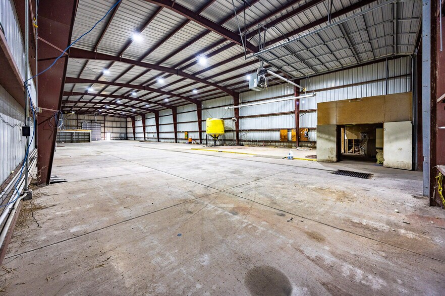 117 US-30, Pine Bluffs, WY à vendre - Photo du bâtiment - Image 2 de 30