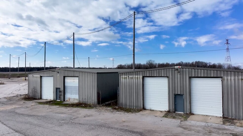 Chessen Ln, East Alton, IL à vendre - Vidéo sur l’inscription commerciale - Image 2 de 33