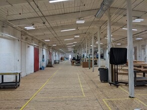 100 Lawton St, Torrington, CT à louer Photo intérieure- Image 2 de 2