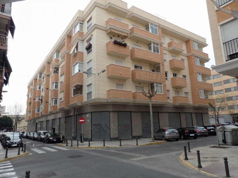 Commerce de détail dans Elche, Alicante à louer - Photo du bâtiment - Image 2 de 12