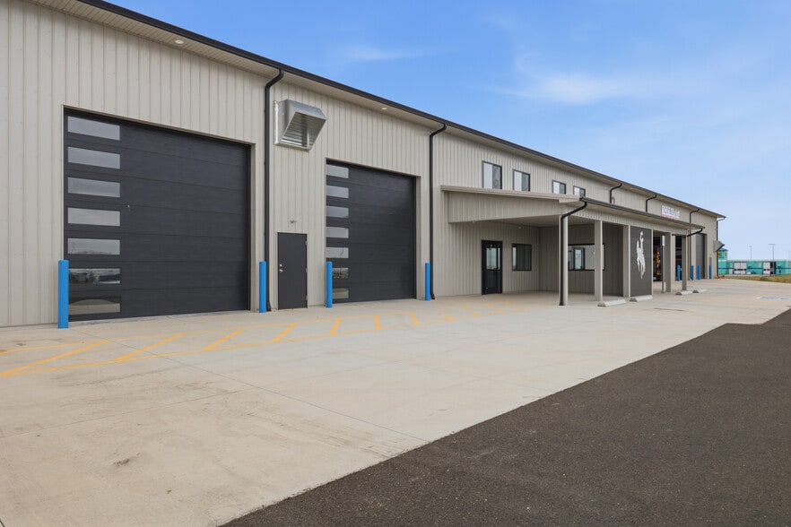 2521 Granite Peak dr, Cheyenne, WY for lease - Building Photo - Image 3 of 20