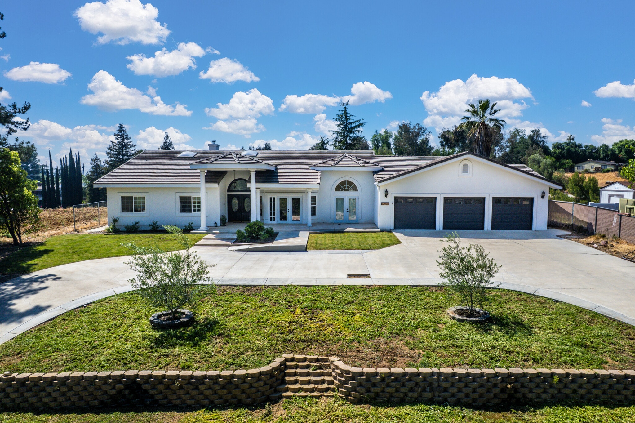 12908 South Ln, Redlands, CA à vendre Photo principale- Image 1 de 48