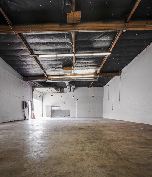 11800 Sheldon St, Sun Valley, CA for lease - Building Photo - Image 2 of 5