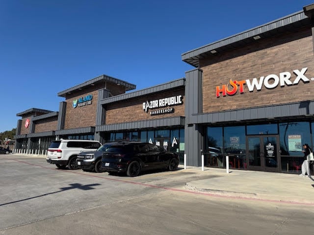 12047 Potranco Road, San Antonio, TX for lease - Building Photo - Image 3 of 6