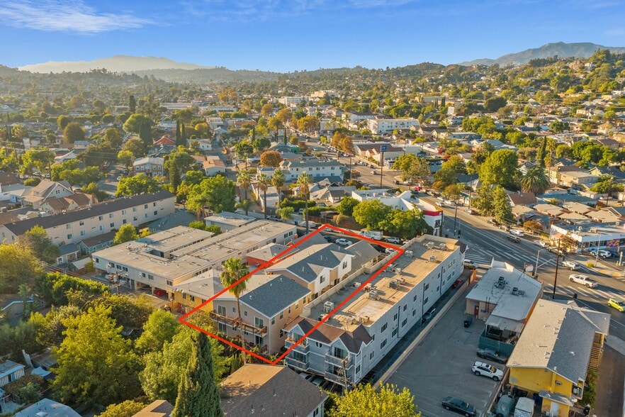 6178 Aldama St, Los Angeles, CA for sale - Building Photo - Image 2 of 29