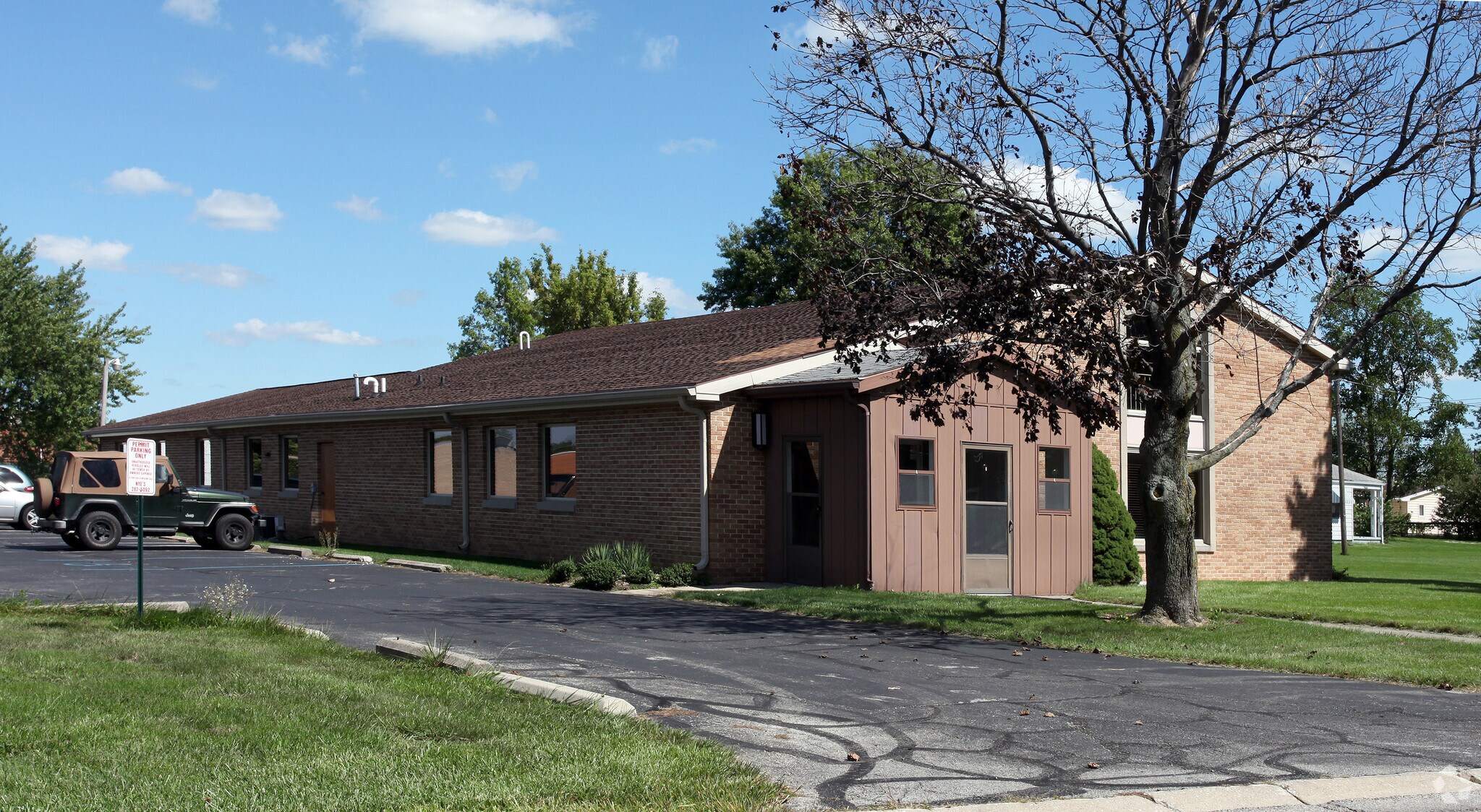 1712-1714 W Royale Dr, Muncie, IN à louer Photo principale- Image 1 de 2