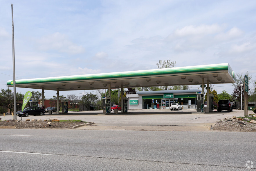 9202 State Route 14, Streetsboro, OH à louer - Photo principale - Image 1 de 3