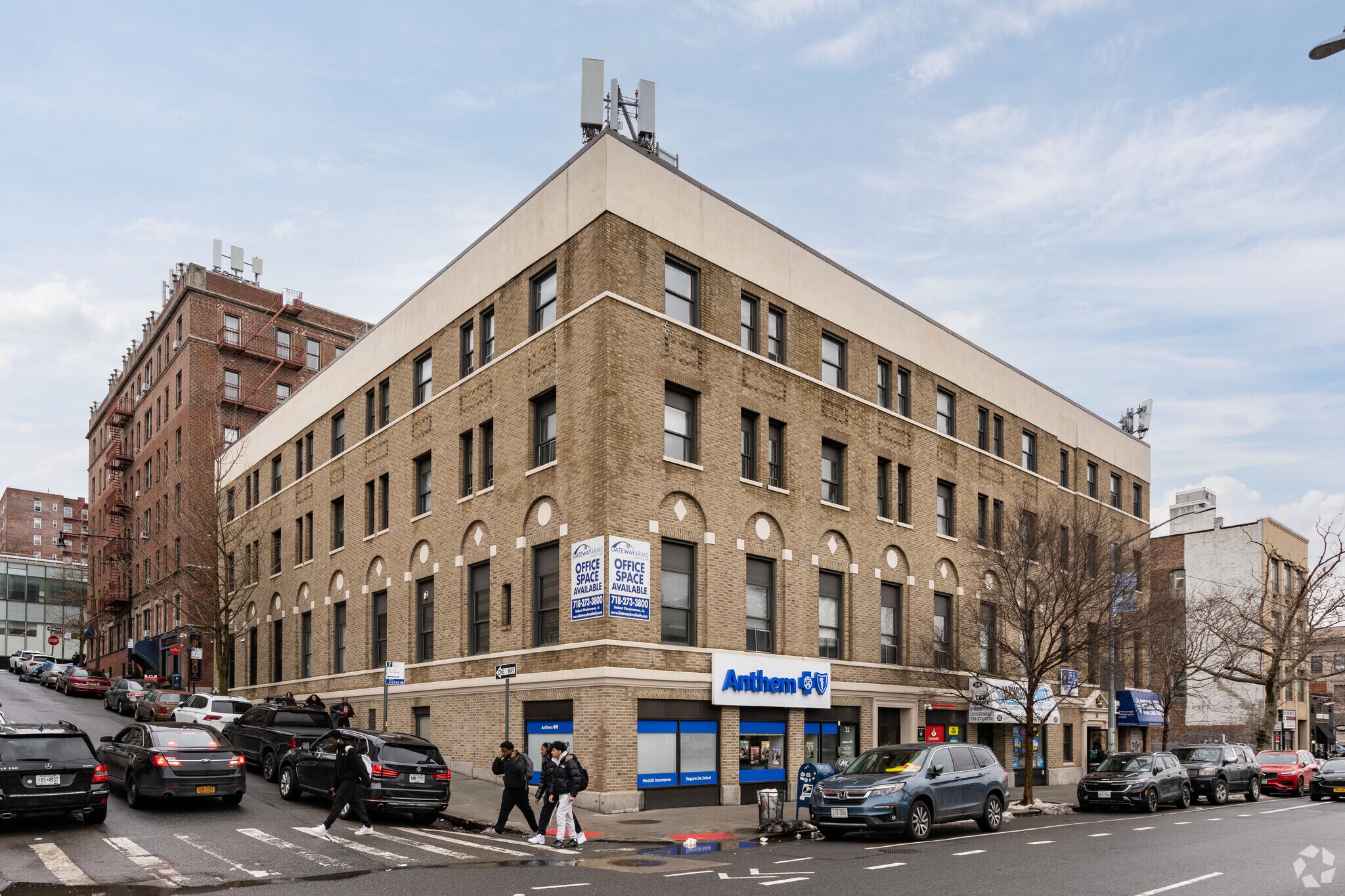 36 Richmond Ter, Staten Island, NY for lease Primary Photo- Image 1 of 5