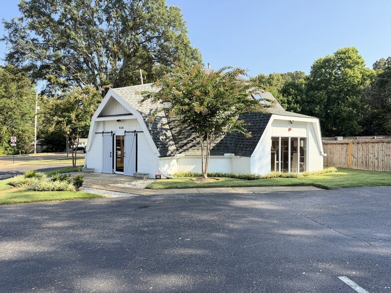 538 S Center St, Collierville, TN for sale - Building Photo - Image 2 of 23
