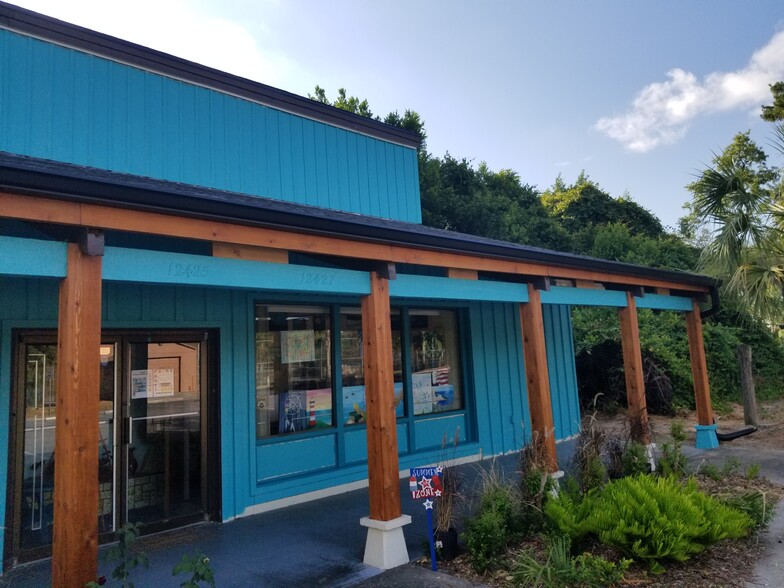 12425-12427 Clock Tower Pky, Hudson, FL à vendre - Photo du bâtiment - Image 3 de 9