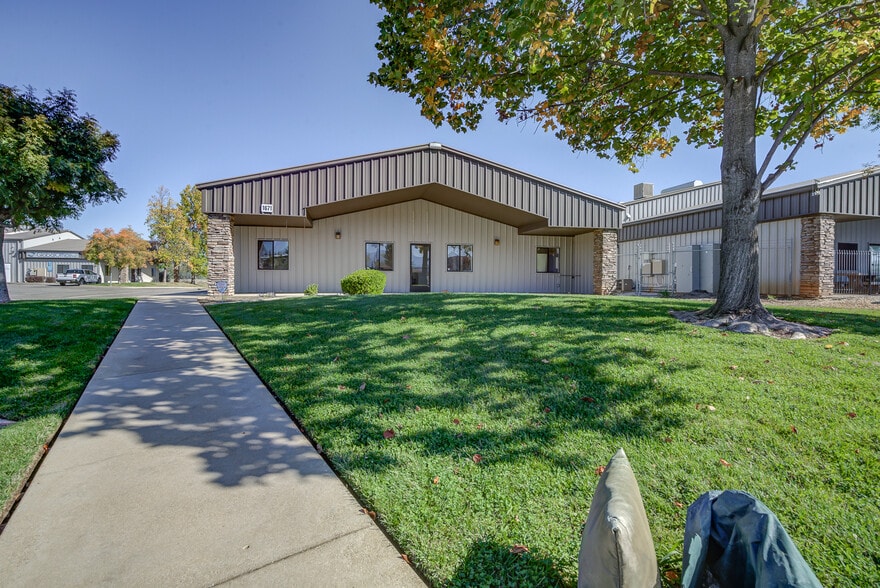 1671 Zachi Way, Redding, CA for lease - Building Photo - Image 1 of 26