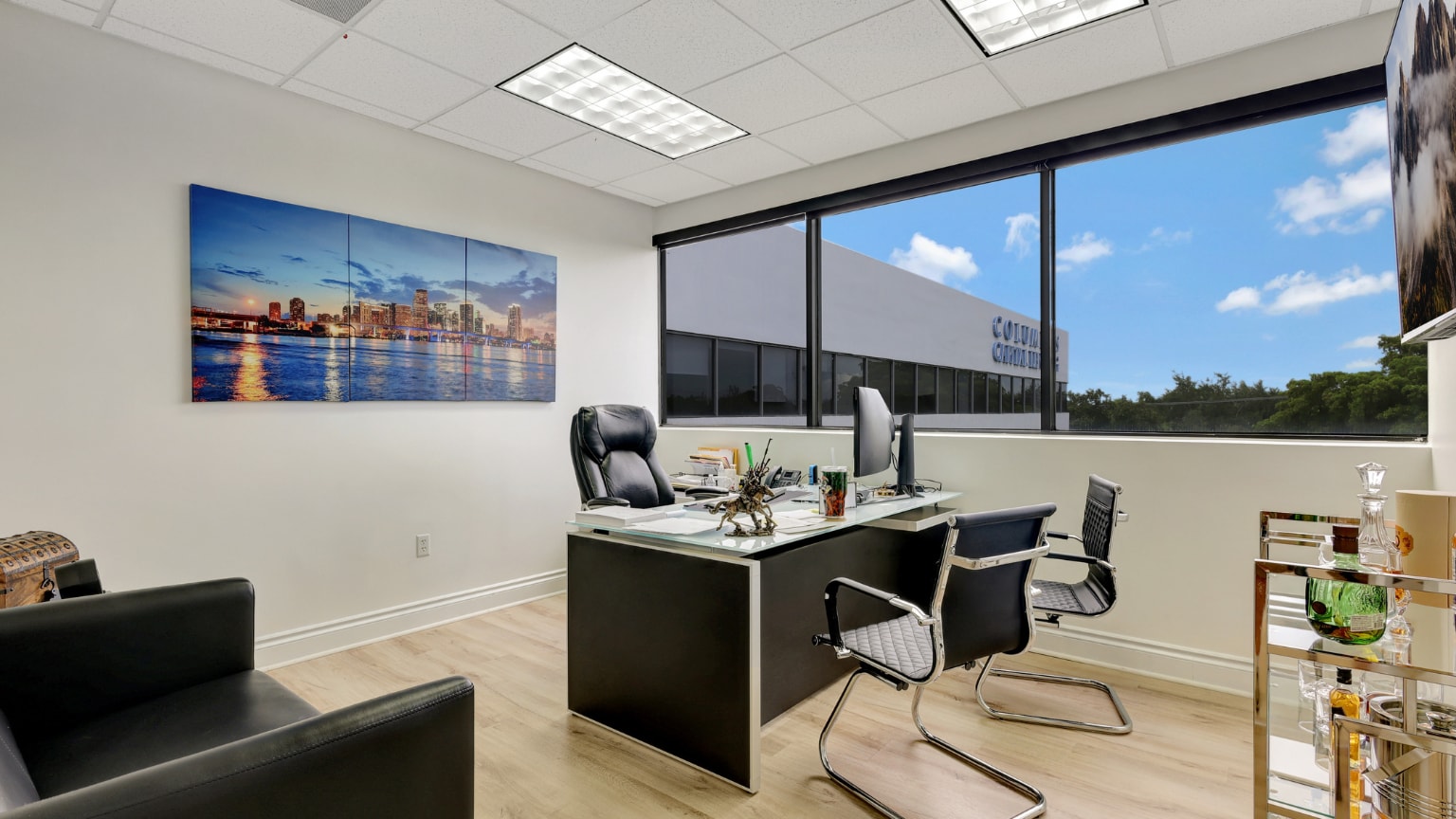 14750 NW 77th Ct, Miami Lakes, FL for lease Interior Photo- Image 1 of 7