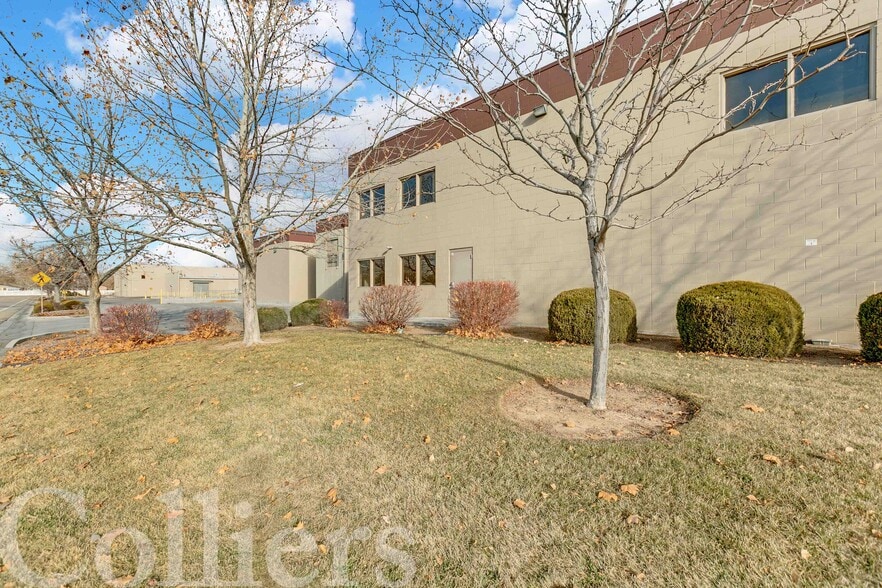11193 W Emerald St, Boise, ID for lease - Building Photo - Image 3 of 15