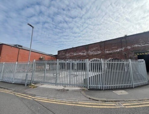 1-6 Love Ln, Wakefield à louer - Photo du bâtiment - Image 3 de 3