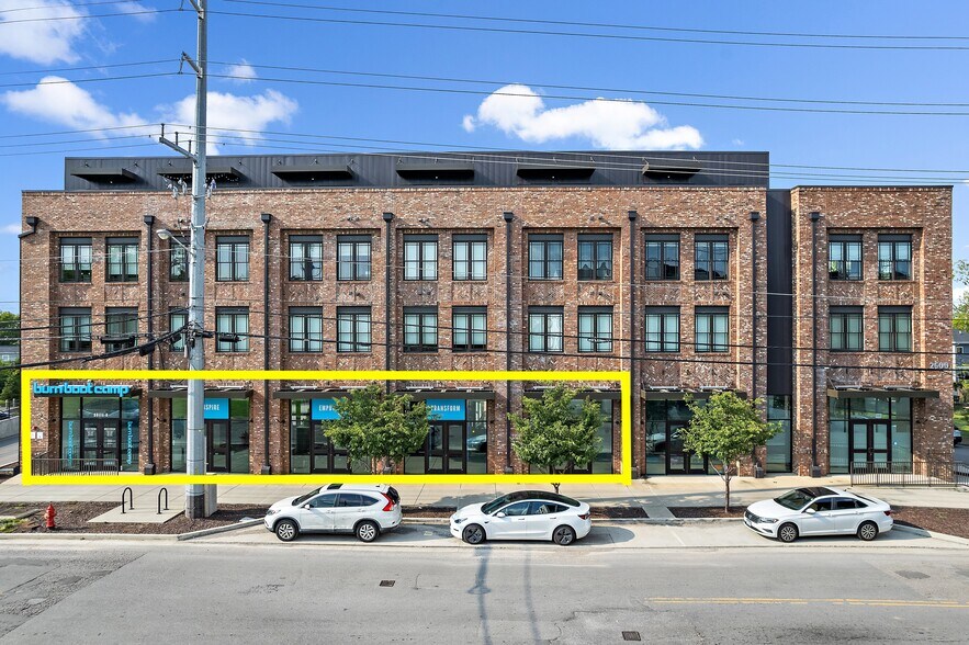 2600 Clifton Ave, Nashville, TN à louer - Photo du bâtiment - Image 2 de 14