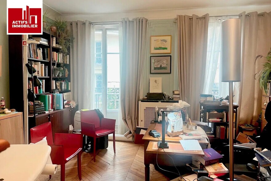 Office in Paris for sale - Interior Photo - Image 3 of 10