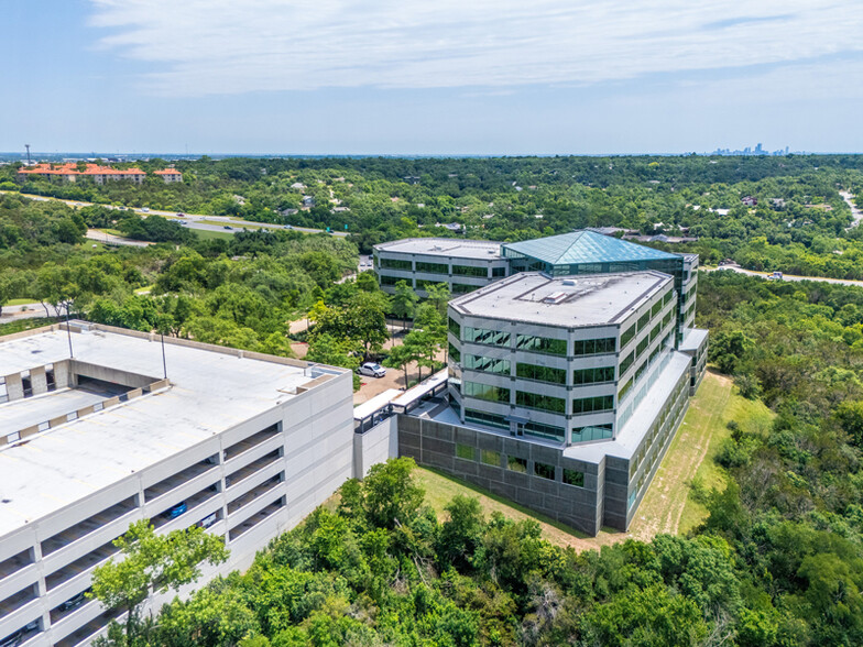 9500 Arboretum Blvd, Austin, TX à louer - Photo du bâtiment - Image 2 de 17