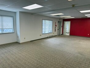 320 Abington Dr, Wyomissing, PA à louer Photo intérieure- Image 2 de 8