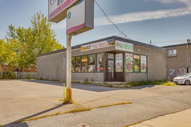 More details for 3445 Saint-Hubert, Saint-hubert, QC - Retail for Sale