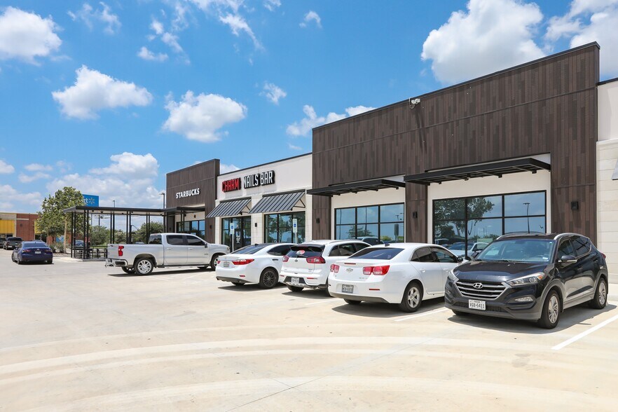 8520 IH-35, San Antonio, TX à vendre - Photo du bâtiment - Image 2 de 8