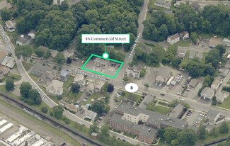 Plus de détails pour 46 Commercial St, Adams, MA - Commerce de détail à vendre