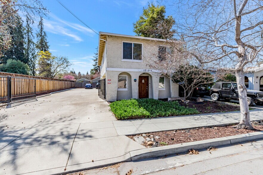 1217 Park Ave, San Jose, CA à vendre - Photo du bâtiment - Image 1 de 29
