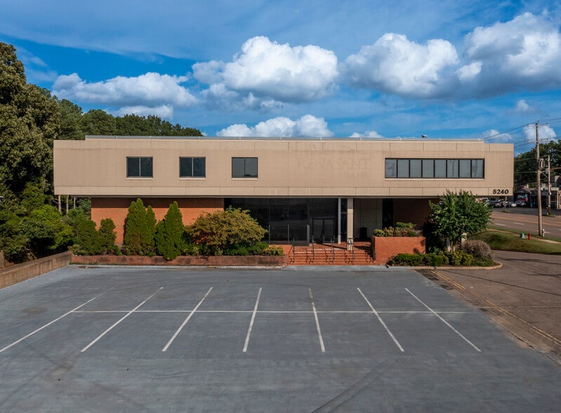 5240 Poplar Ave, Memphis, TN for lease - Building Photo - Image 3 of 7