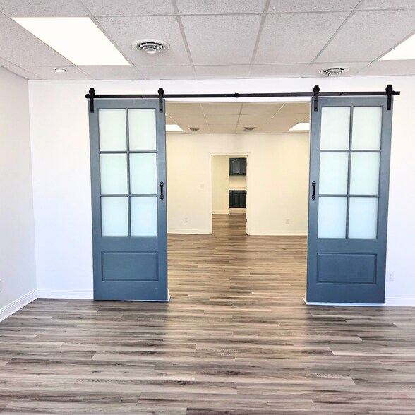 35 S Main St, Winchester, KY à louer - Photo intérieure - Image 2 de 14