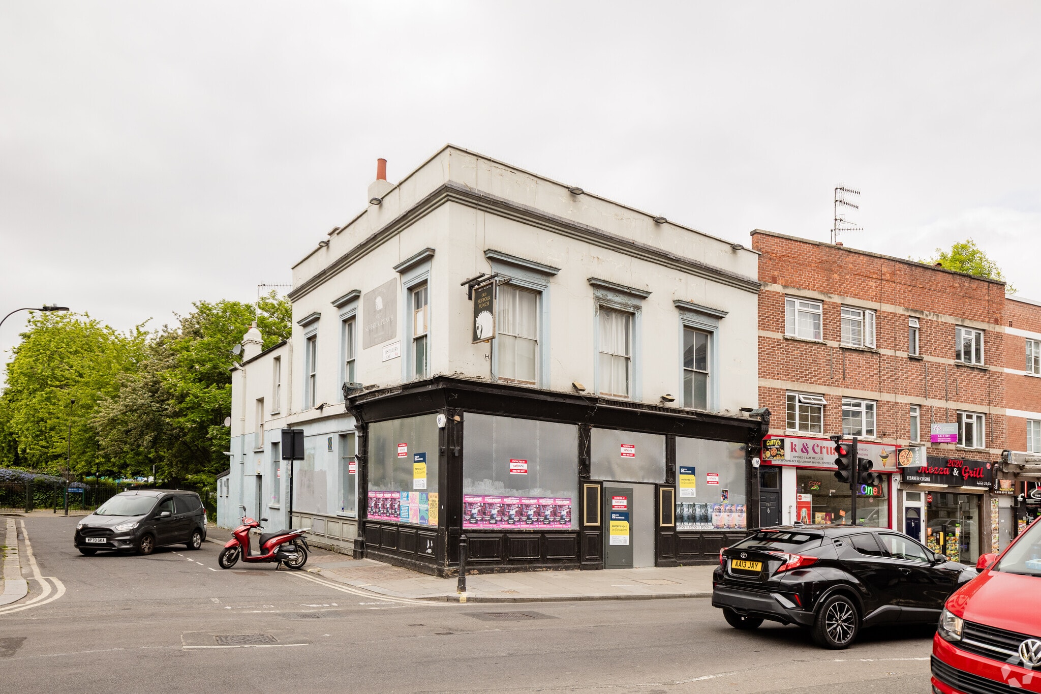 80 Fulham Palace Rd, London for lease Primary Photo- Image 1 of 10