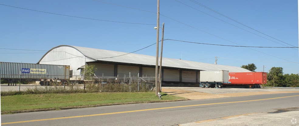 215 W McLemore Ave, Memphis, TN for lease - Building Photo - Image 2 of 3