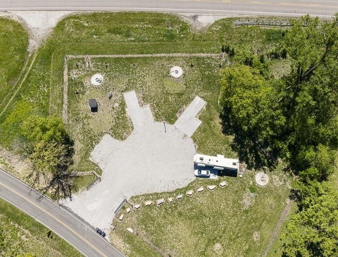23849 Stillwell Rd, Lawrence, KS for sale - Aerial - Image 1 of 2
