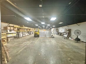 108 W Smith St, Gallatin, TN for lease Interior Photo- Image 1 of 54