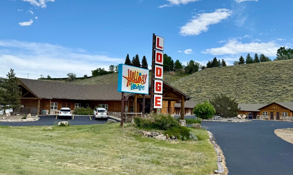 244 W Yellowstone Ave, Cody, WY à vendre - Photo du bâtiment - Image 3 de 20