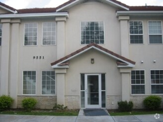 9551 S 700 E, Sandy, UT à louer - Photo du bâtiment - Image 2 de 8