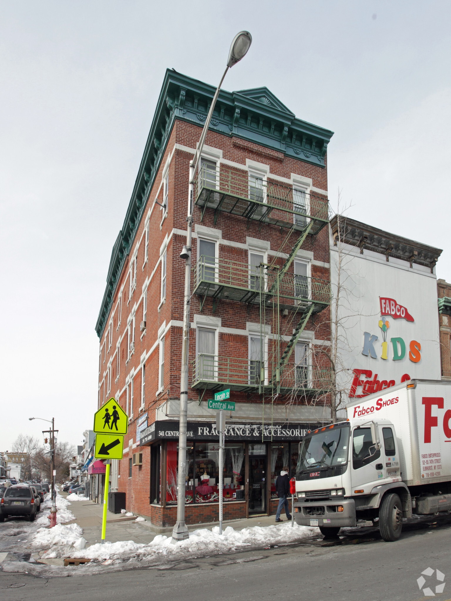 341 Central Ave, Jersey City, NJ for lease Primary Photo- Image 1 of 8