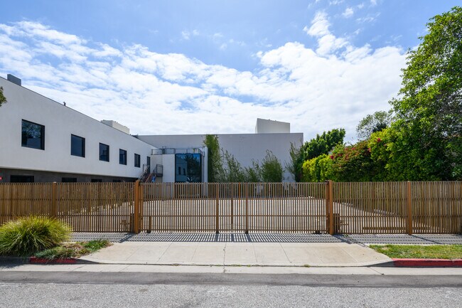 More details for 3331 Ocean Park Blvd, Santa Monica, CA - Office/Medical for Lease