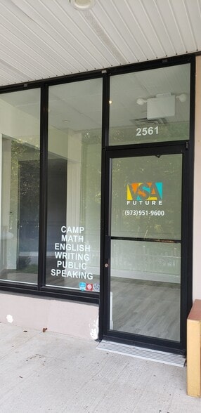 2573 E Rt-10, Morris Plains, NJ for lease - Building Photo - Image 3 of 4