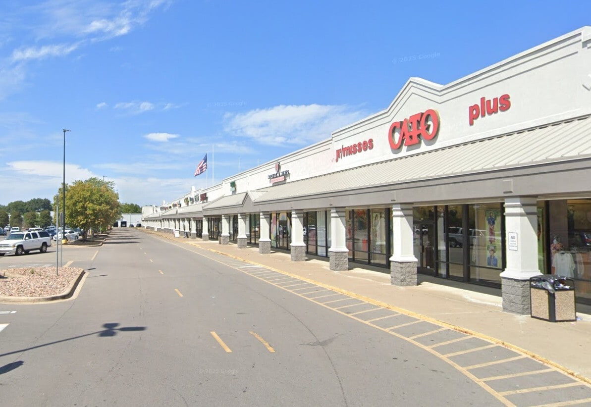 2315-2367 Madison St, Clarksville, TN for lease Primary Photo- Image 1 of 5