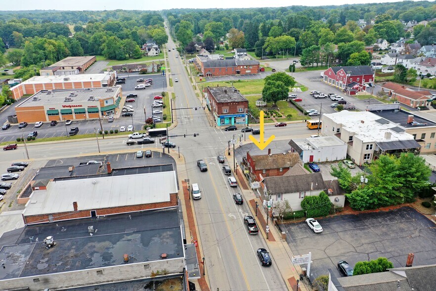 12-14 N Main St, Hubbard, OH à vendre - Photo du bâtiment - Image 3 de 38