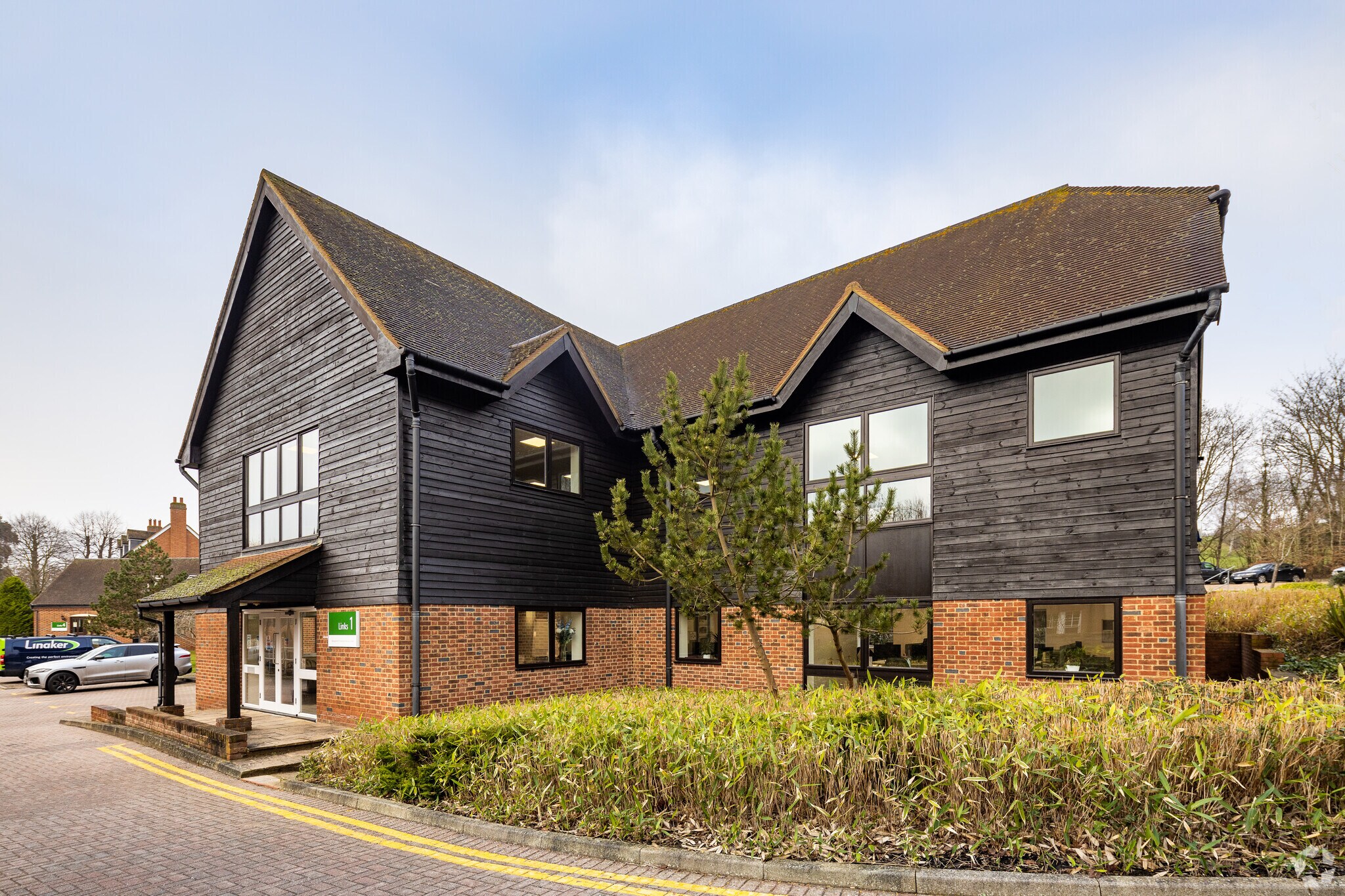 Old Woking Rd, Old Woking à louer Photo principale- Image 1 de 14