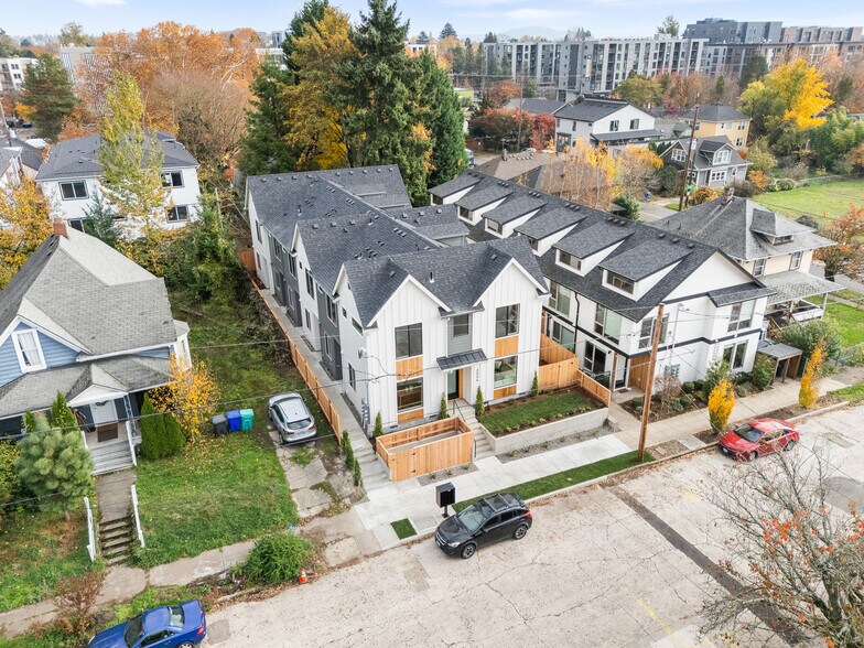 3562 Haight Ave, Portland, OR à vendre - Photo du bâtiment - Image 2 de 52