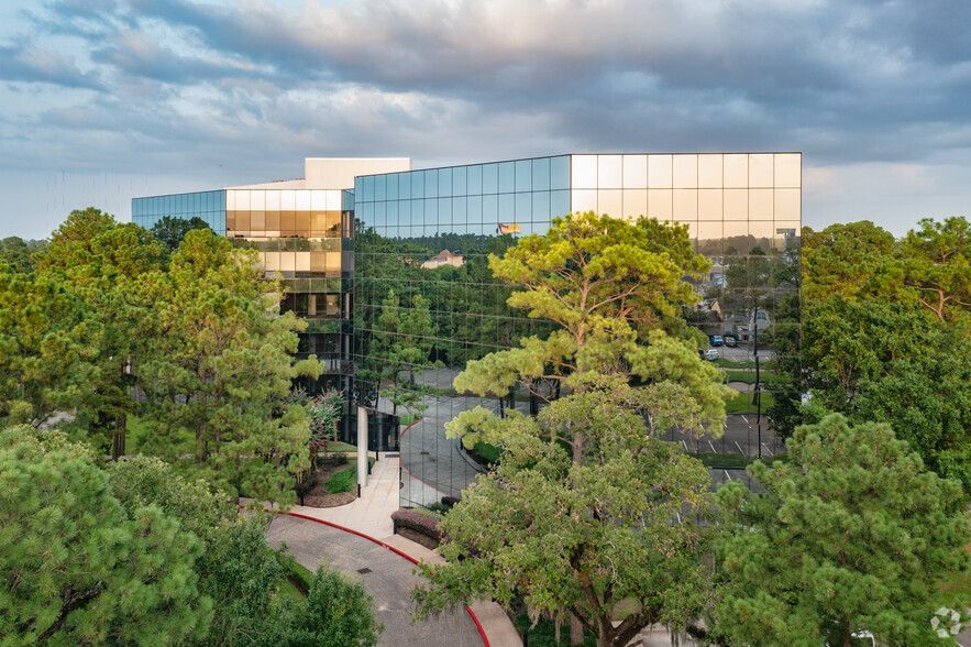 14550 Torrey Chase Blvd, Houston, TX à louer - Photo du bâtiment - Image 3 de 9