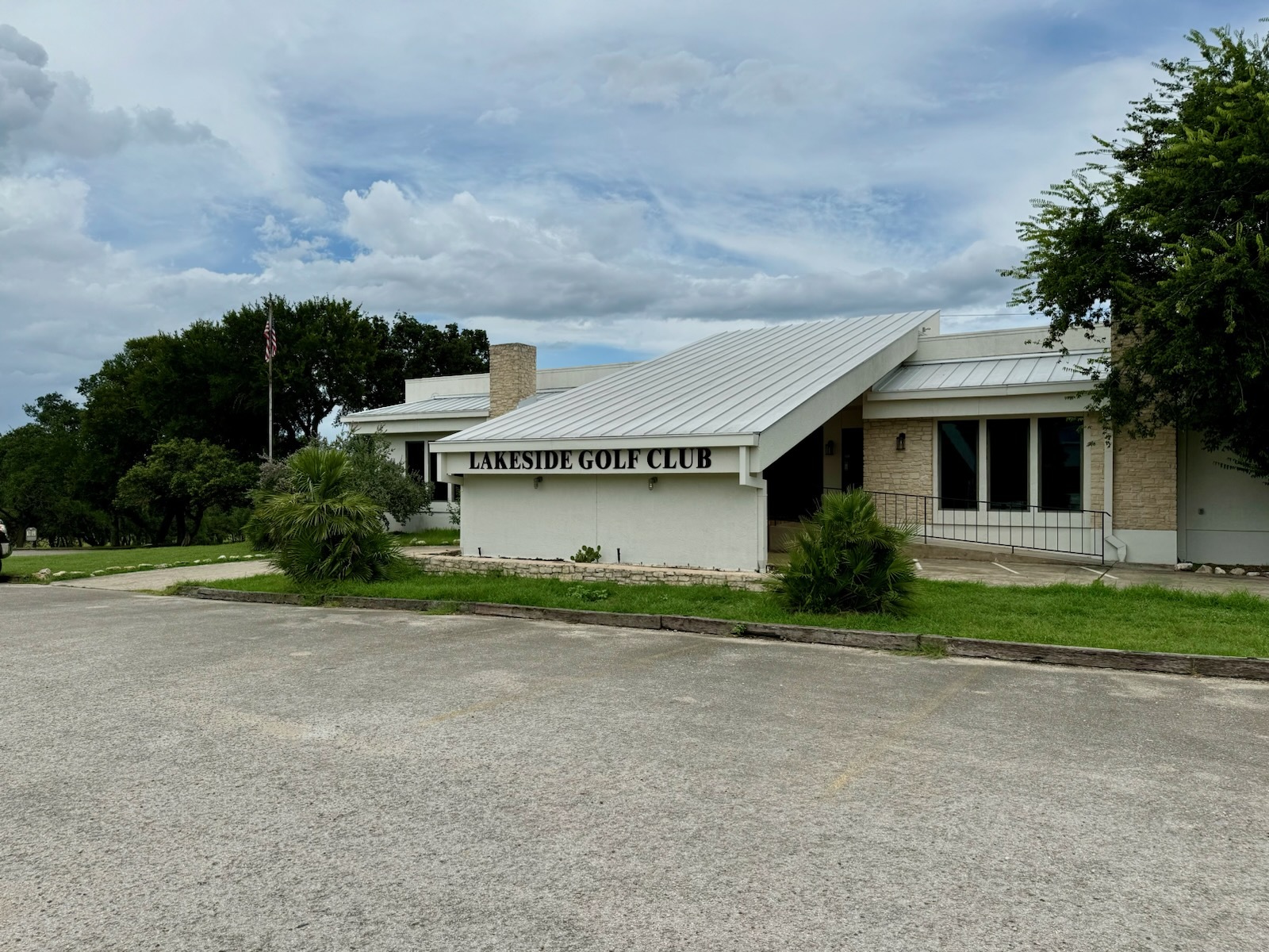 405 Watts Ln, Canyon Lake, TX for sale Building Photo- Image 1 of 1